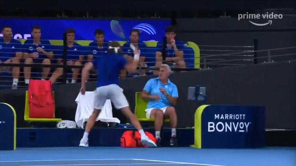 Stefanos Tsitsipas hits father with tennis racket