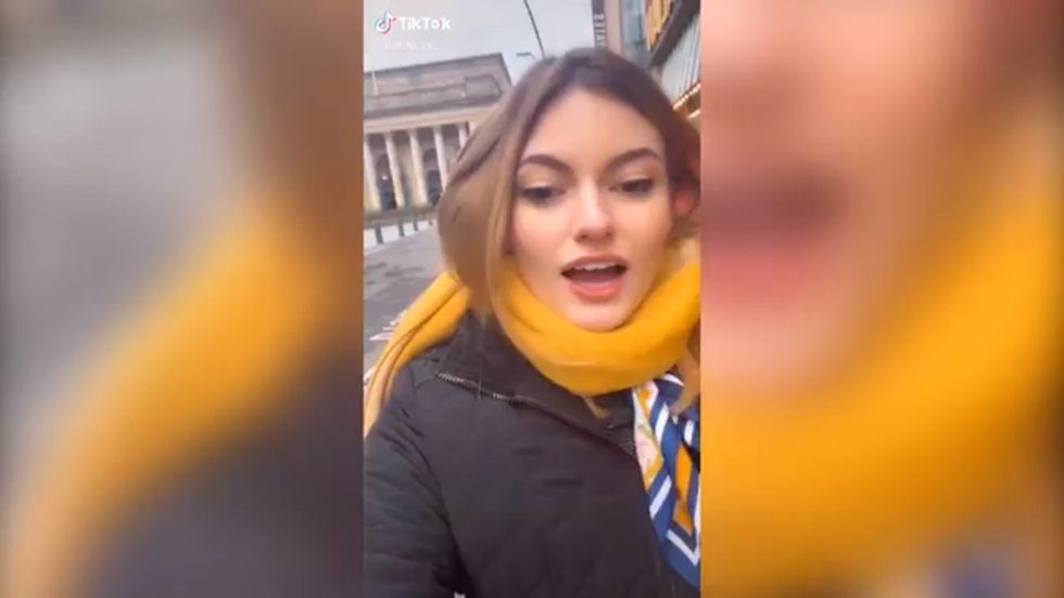 American tourist discovers Wetherspoons for the first time