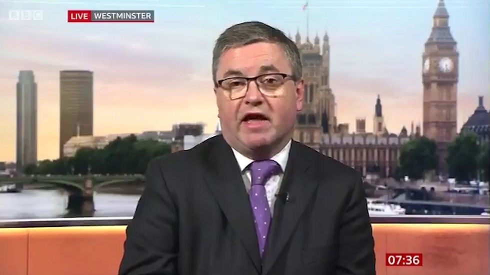 Robert Buckland defends Boris Johnson's behaviour over photo of child on floor