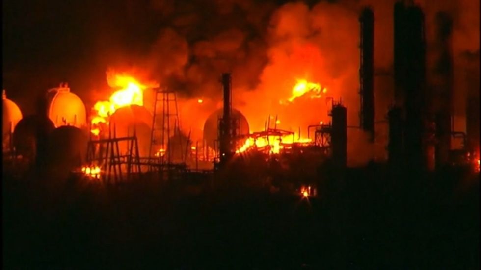 Chemical plant explosion in Port Neches smashes windows and doors of residents' homes