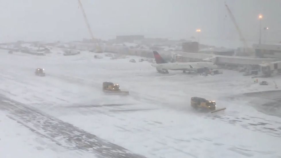 Denver International Airport braces for severe winter weather during Thanksgiving week
