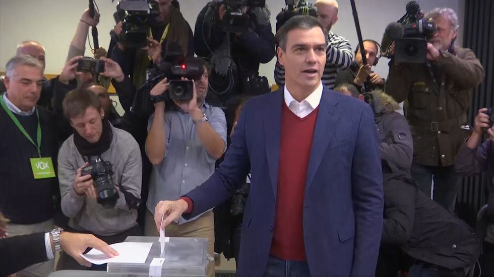 Spanish PM Pedro Sanchez votes in election