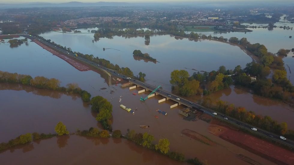 Aerial footage of serious flooding in Tewkesbury and Worcestershire
