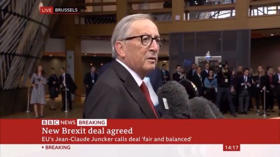 Juncker shouts at reporter and rules out 'prolongation'