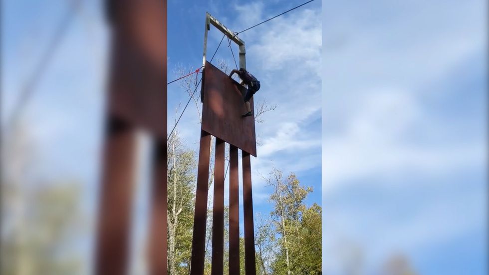 An 8-year-old girl shows how easy it is to climb Donald Trump’s ‘impenetrable’ border wall