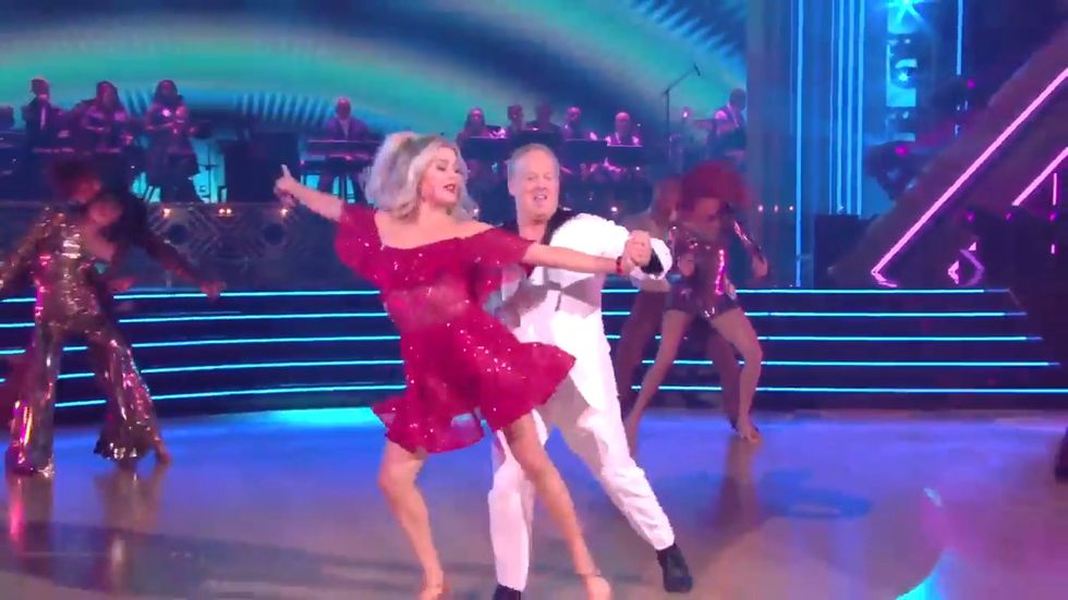 Sean Spicer dances to Night Fever on Dancing With The Stars