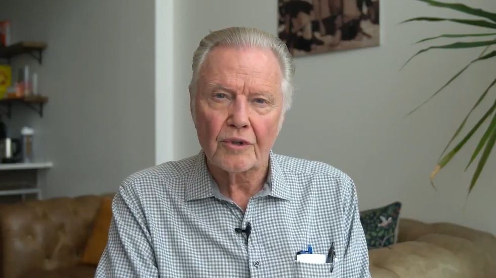 Jon Voight says Trump impeachment efforts are a 'war against the highest nobleman'