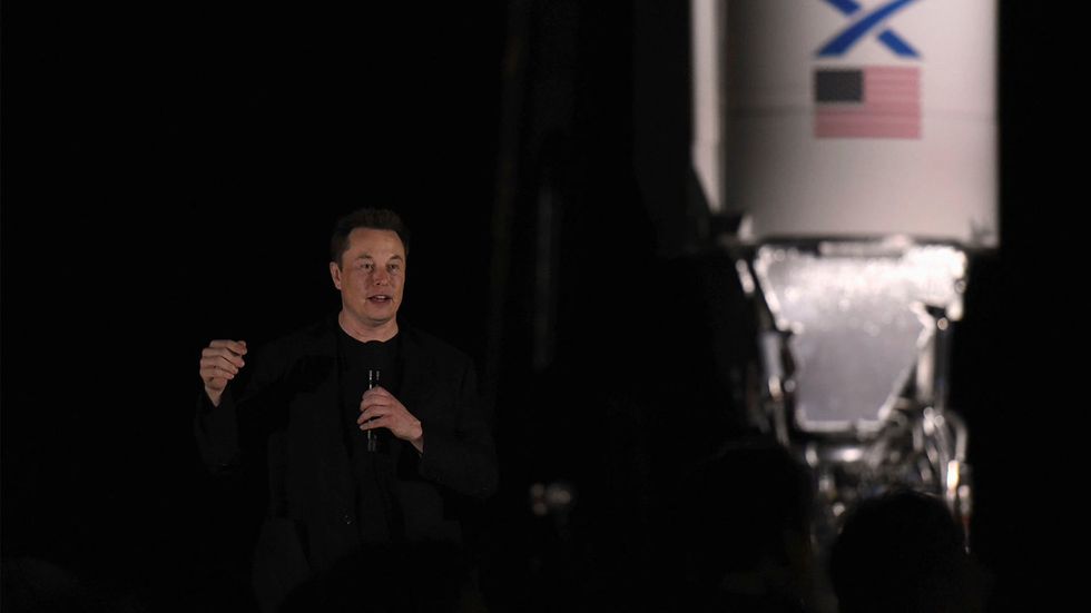 Elon Musk unveils new SpaceX spacecraft designed to carry crew to Mars