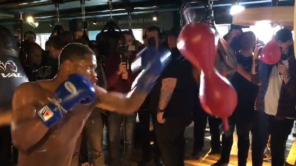 Devin Haney works out ahead of lightweight title fight