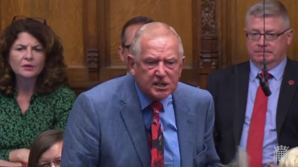 Barry Sheerman rages at Geoffrey Cox for 'barristers’ bluster' while attacking PM’s lack of morality