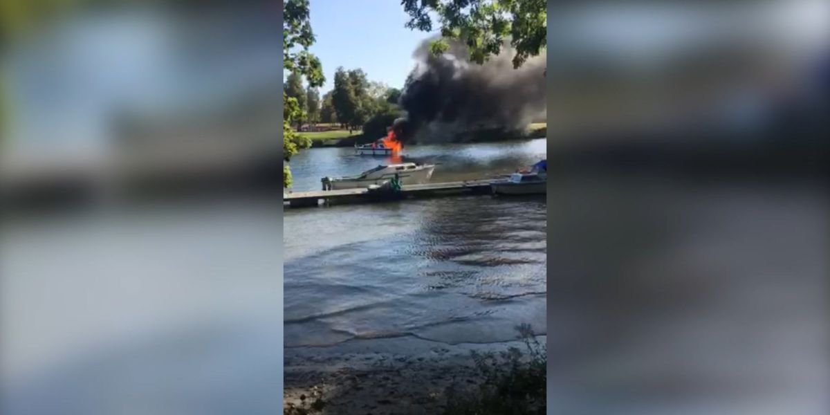 Boat Explodding Boat is engulfed in flames shortly after 'exploding' on River Thames ...