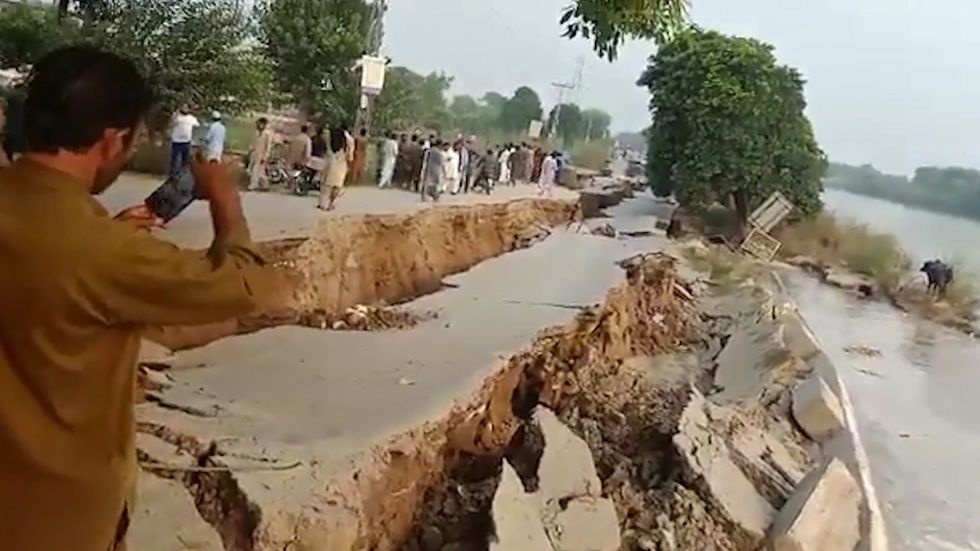 Pakistan earthquake: One dead and 50 injured as powerful 5.8 magnitude tremor hits