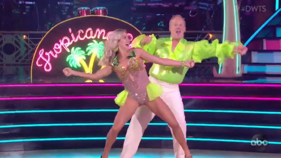 Sean Spicer's first performance on Dancing With The Stars