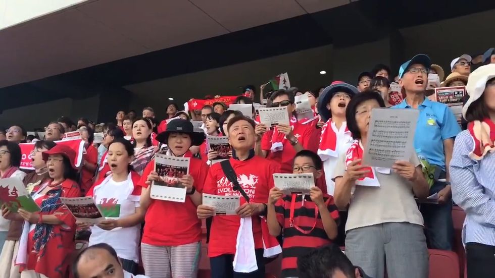 Rugby World Cup: Japanese spectators sing Welsh national anthem at training session