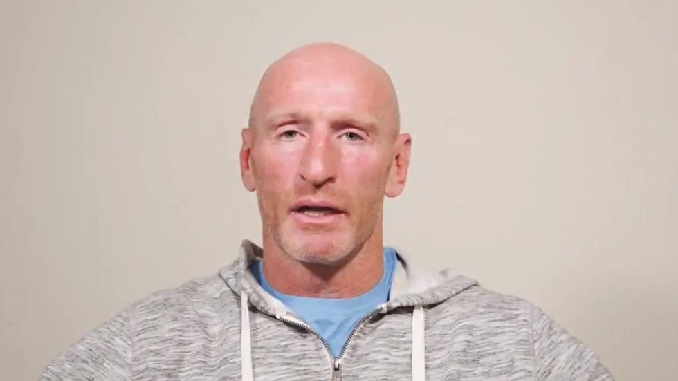 Former Wales rugby captain Gareth Thomas reveals he has HIV