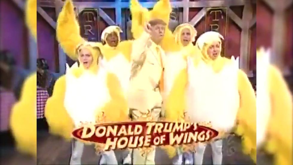 Trump peforms 'Donald Trump's House of Wings' in 2004 SNL skit