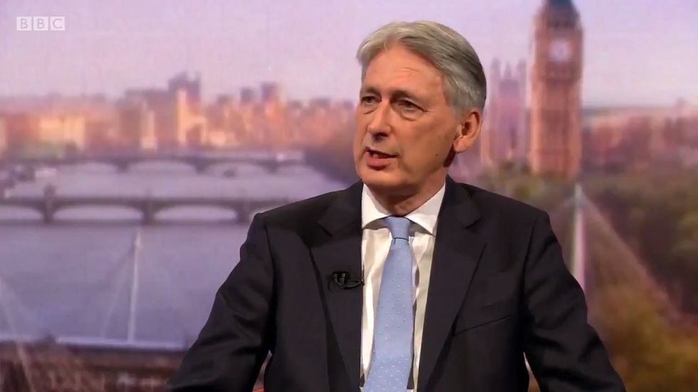 Phillip Hammond reveals he will resign before new prime minister is chosen