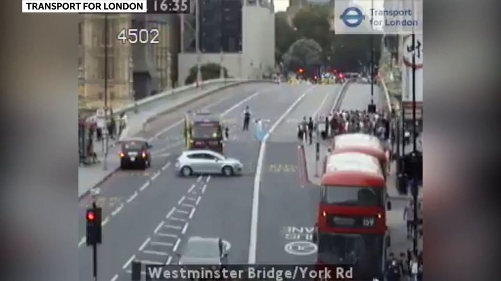 Westminster Bridge closes after boat full of tourists crashes into it