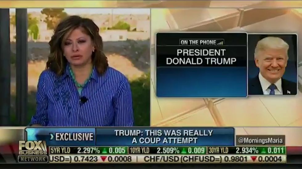 Fox Business host Maria Bartiromo struggles to get President Trump off the phone mid-report