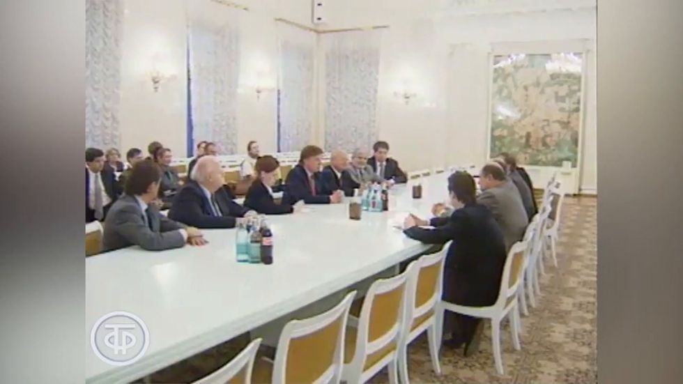 Newly unearthed video shows Donald Trump ‘meeting with Russians in Moscow in 1995’ over 'building project'