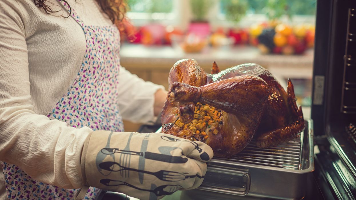 Woman fights with fiancé after refusing to cook Thanksgiving dinner for his massive family
