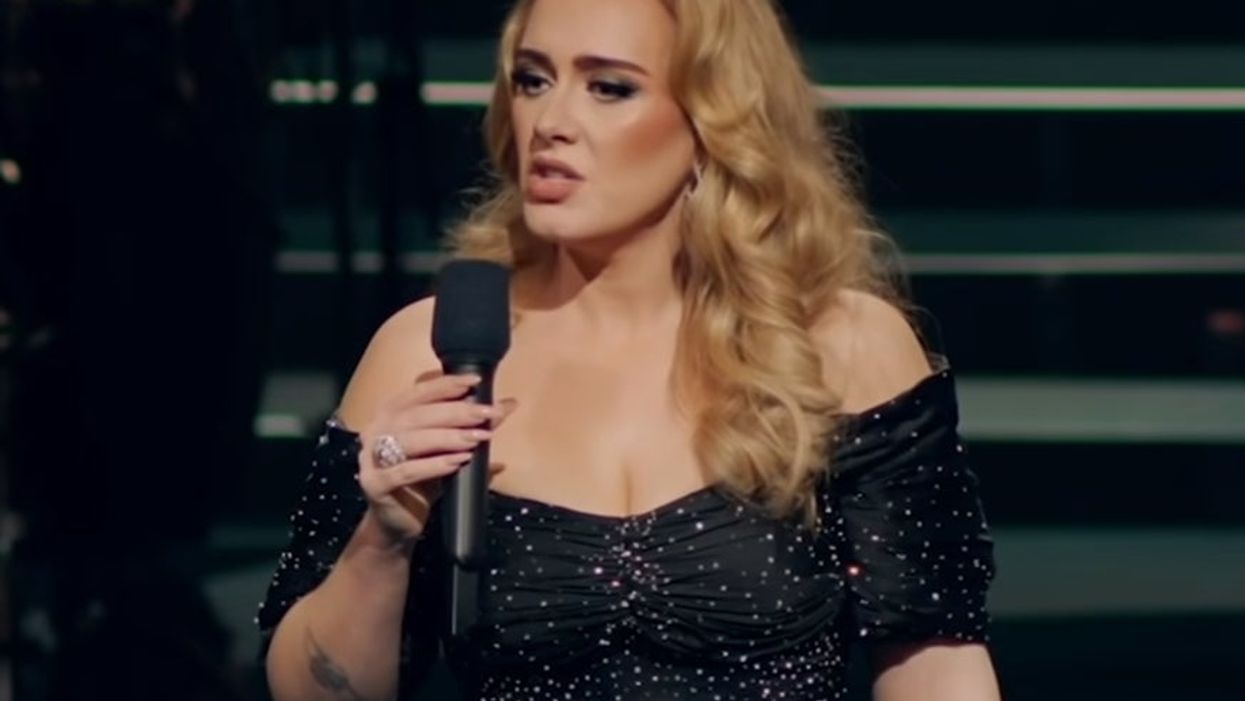 Go easy on him! Journalist who botched Adele interview by admitting he hadn’t heard new album is ‘mortified’