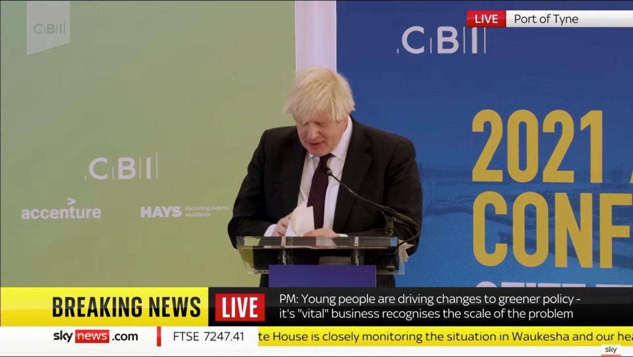 Boris Johnson loses his place in speech to CBI for 25 seconds and it’s as awkward as it sounds