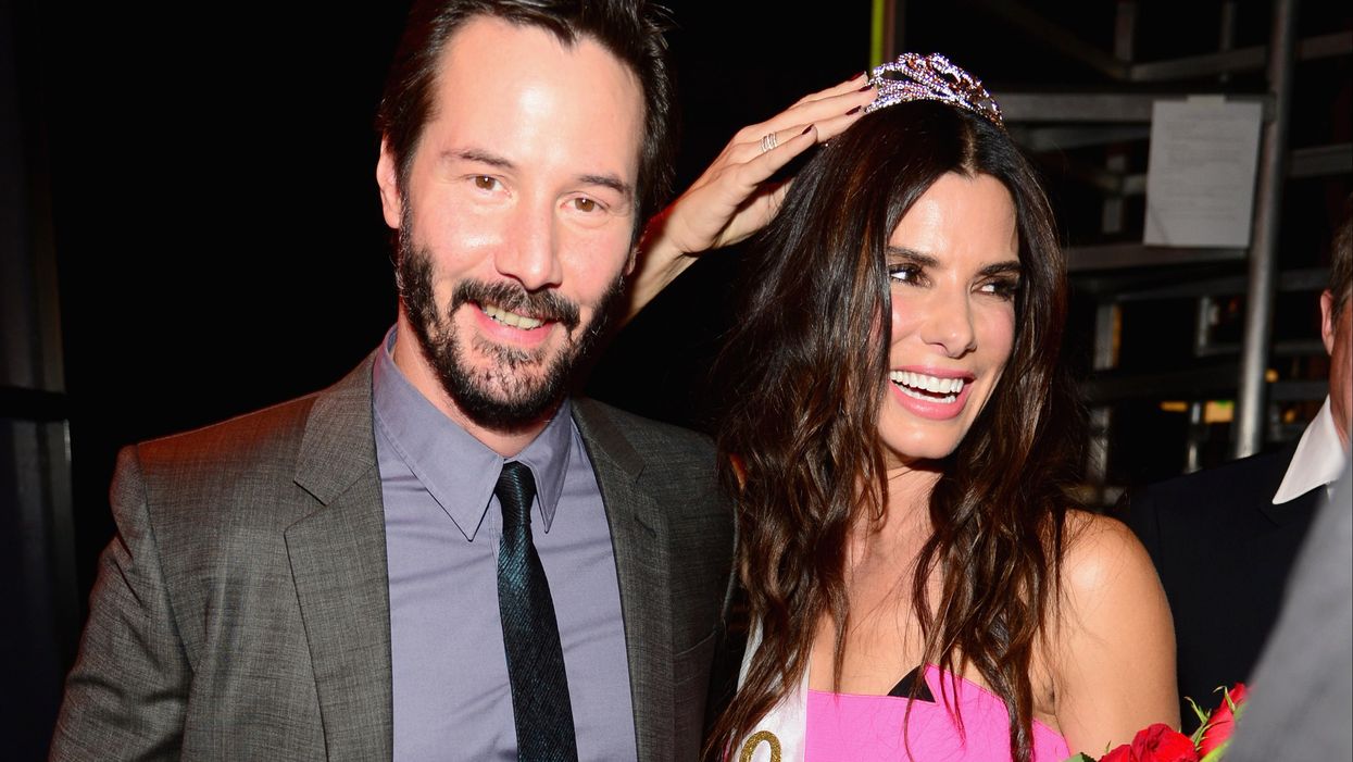 Sandra Bullock reveals an incredibly sweet gesture that Keanu Reeves made for her 25 years ago