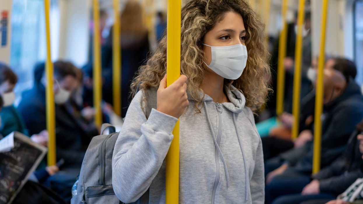 What you should and shouldn’t do while wearing a face mask