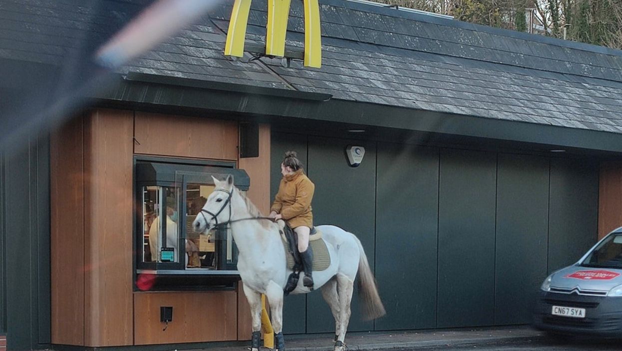Woman turning up to a McDonald’s drive-thru on her horse is the best thing you’ll see today