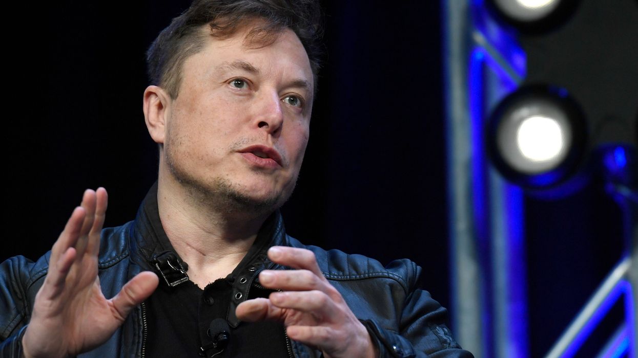 Elon Musk says he’s ‘thinking of’ quitting jobs to become an influencer