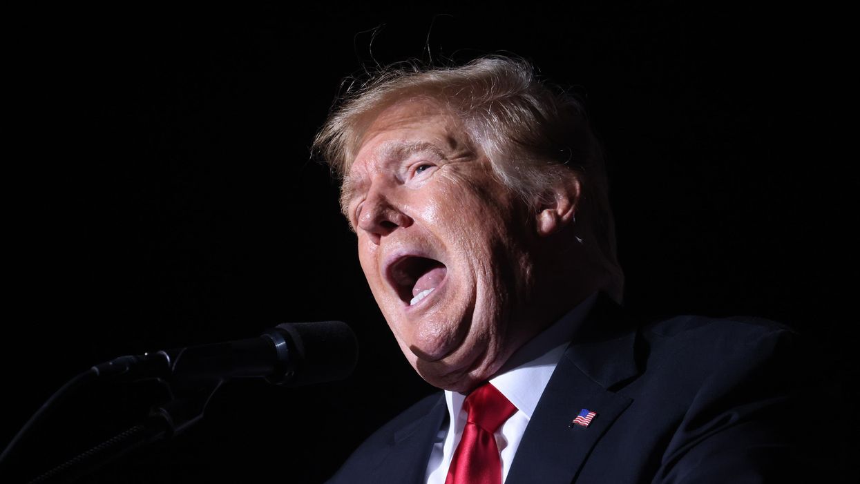 Trump’s tour is apparently making ‘millions’ in ticket sales – but crowd pictures suggest otherwise