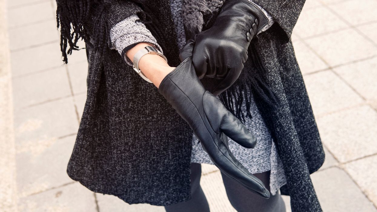 10 best comfy, stylish thermal gloves to keep your hands warm this winter