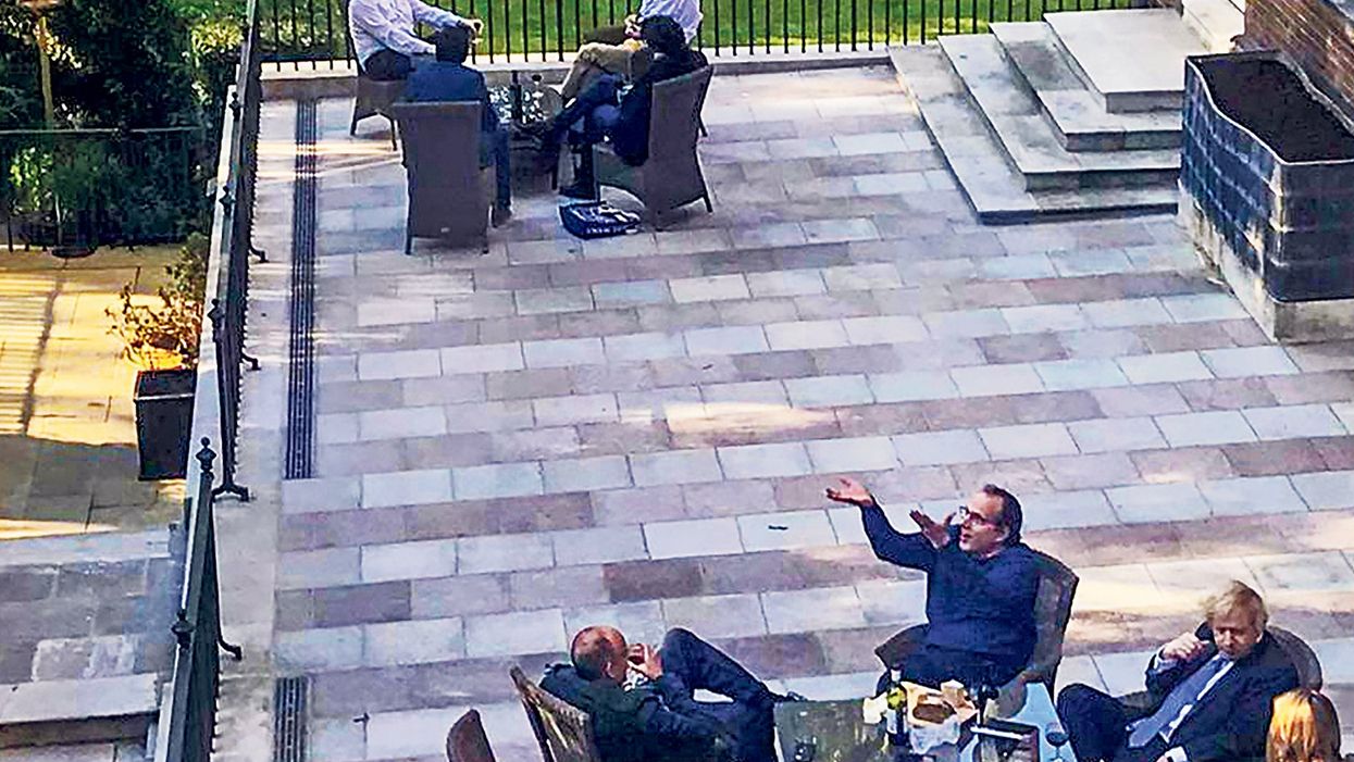 Man perfectly trolls Downing St over garden ‘meeting’ by sending wine and cheese to the cabinet