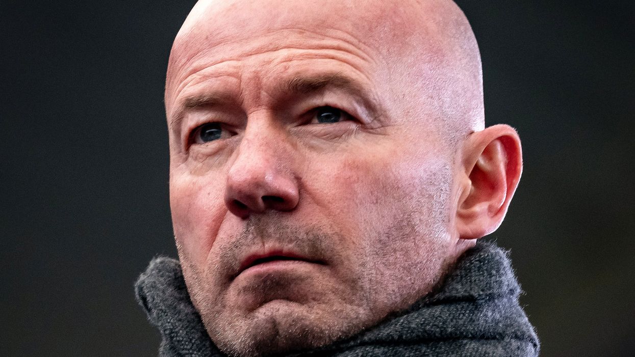 Anti-vaxxers tried to serve ‘legal papers’ to Alan Shearer but went to the wrong house