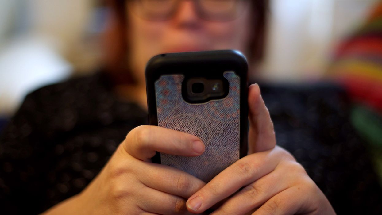 If you own this type of mobile phone you might be giving people the ick