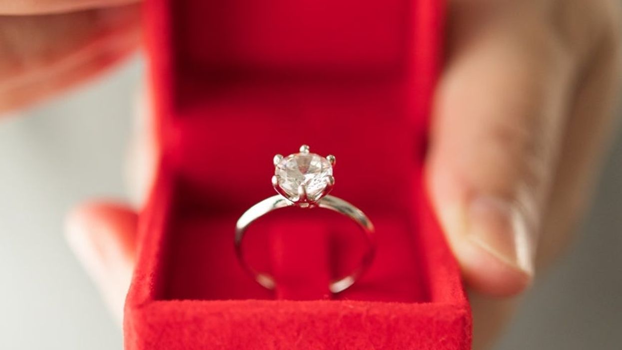 Woman sells ‘cheating’ ex fiancé’s family heirloom to cover cancelled wedding costs