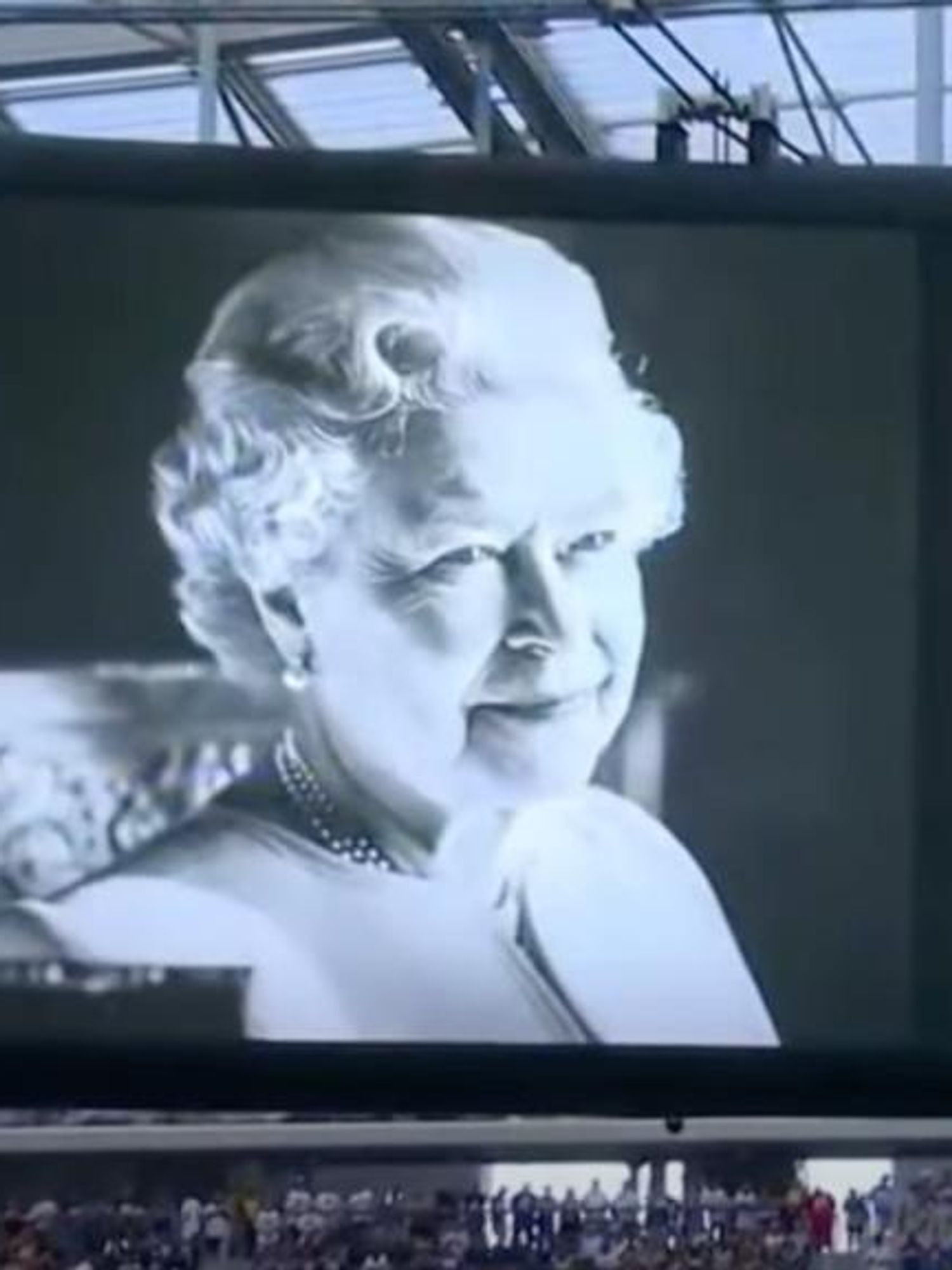 Brits who recorded late-night NFL game ended up with five-hours of Queen's death coverage