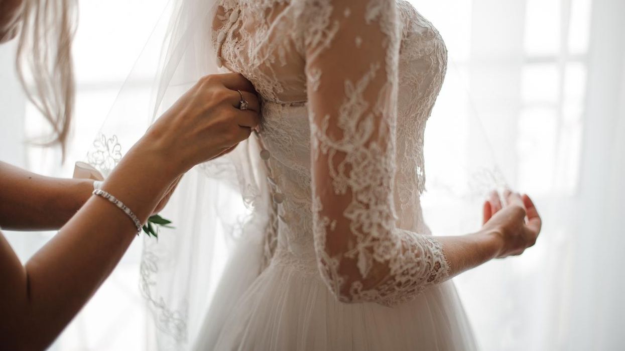 Groom kicks female members out of wedding after white dress ‘prank’
