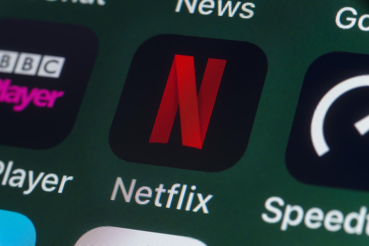 Netflix will soon start punishing you if you share a password