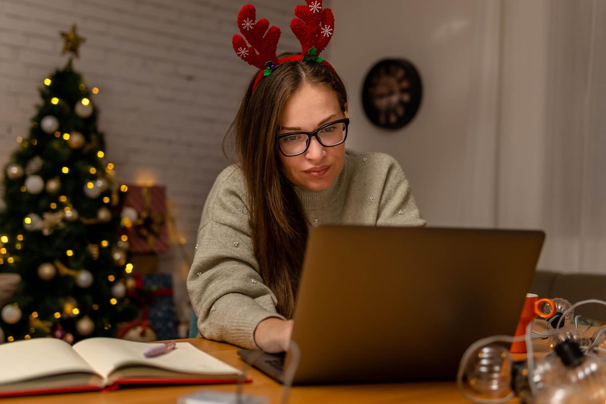 5 of the funniest Christmas out of office email templates