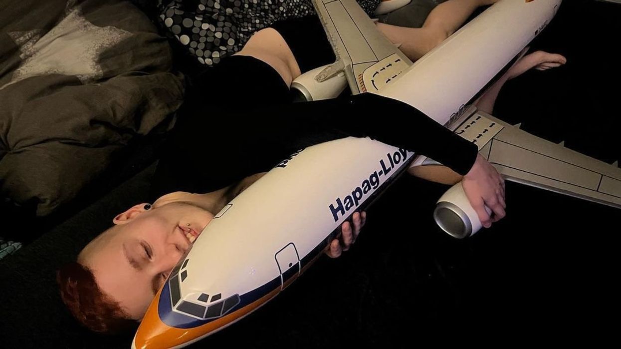 "I'm in a sexual relationship with a plane and fly 30 times a year to spend time with my love"