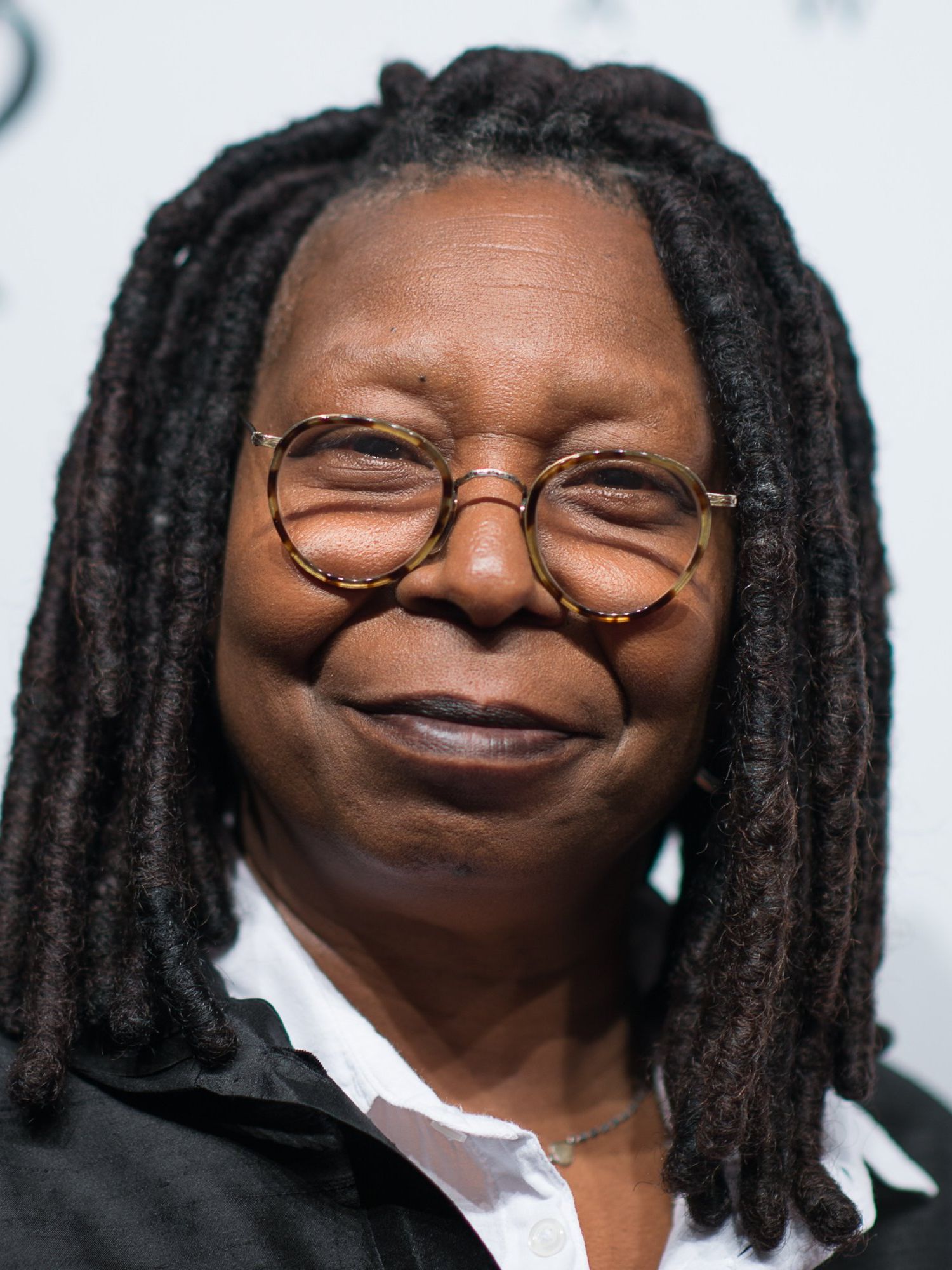 Whoopi Goldberg speaks out on news anchor 'taken off air' for quoting Snoop Dogg