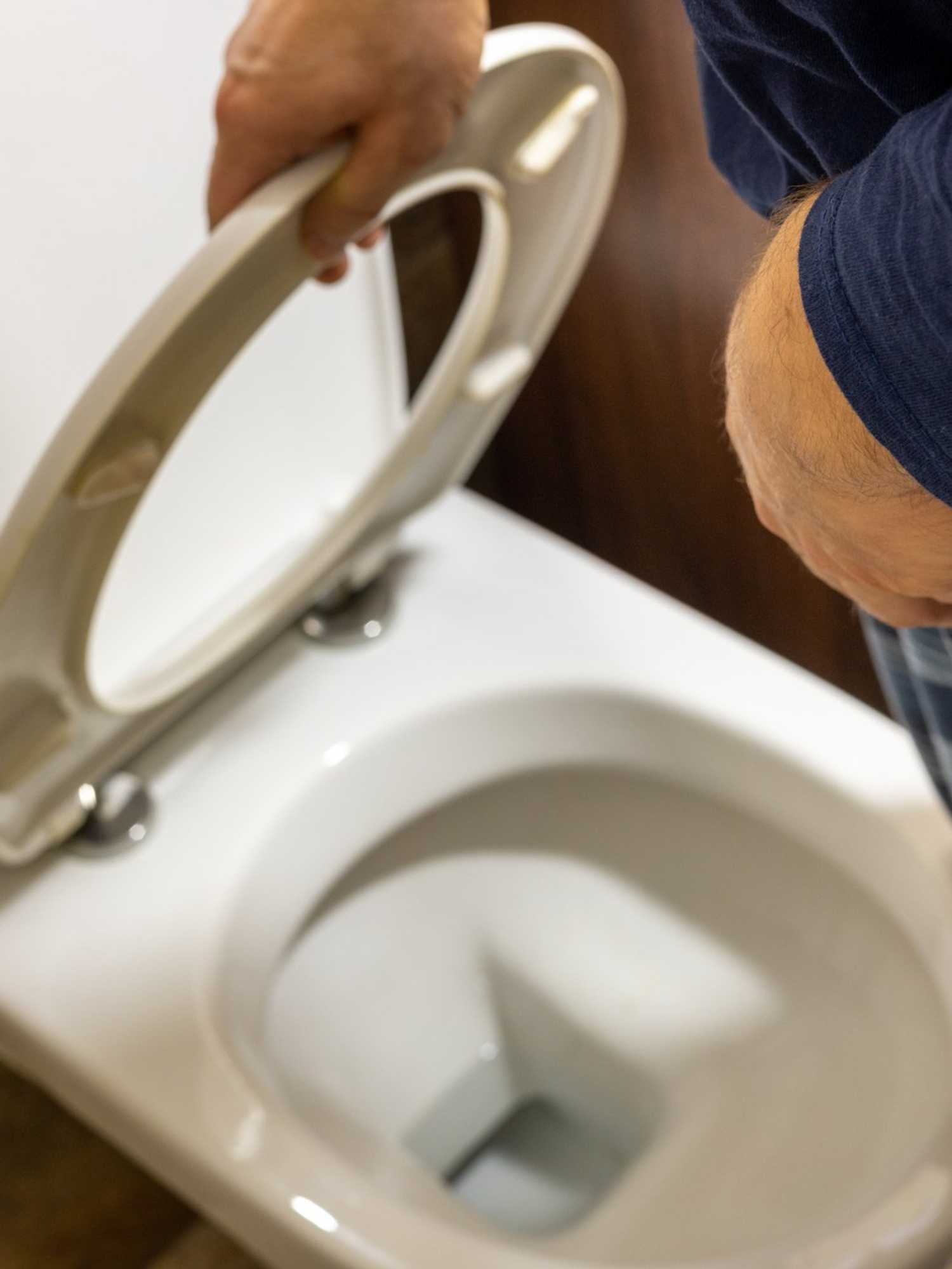 Men are urinating completely wrong, according to scientists