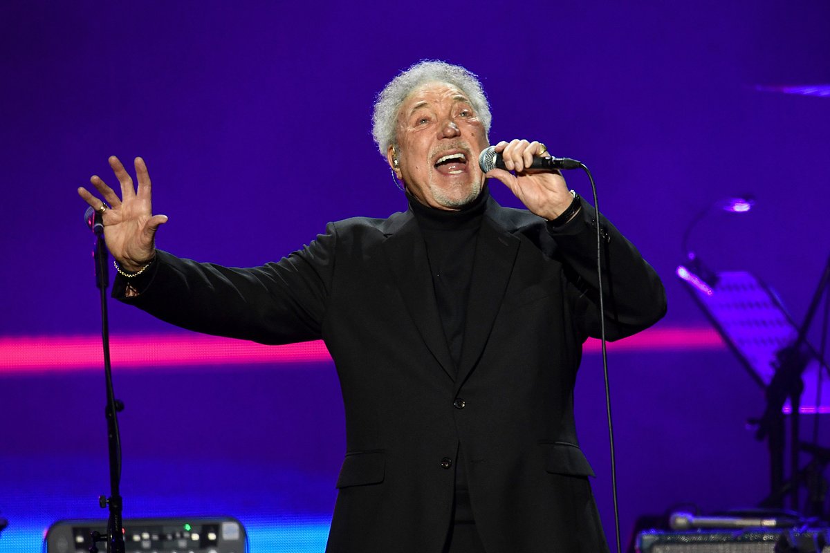 Confusion as social media believe singer Tom Jones is dead