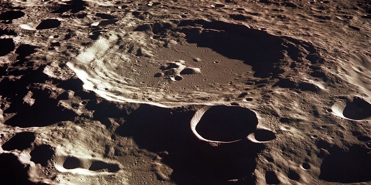 'Hidden structures' discovered deep beneath the dark side of the moon ...