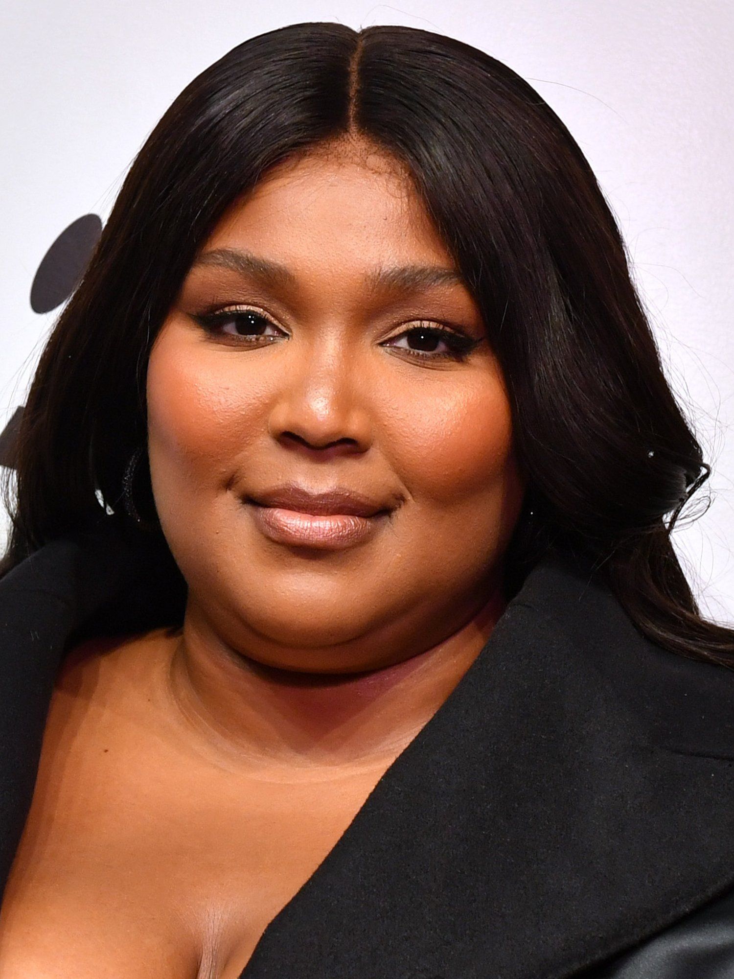 Fake Lizzo McDonald's meal attempts to body shame singer