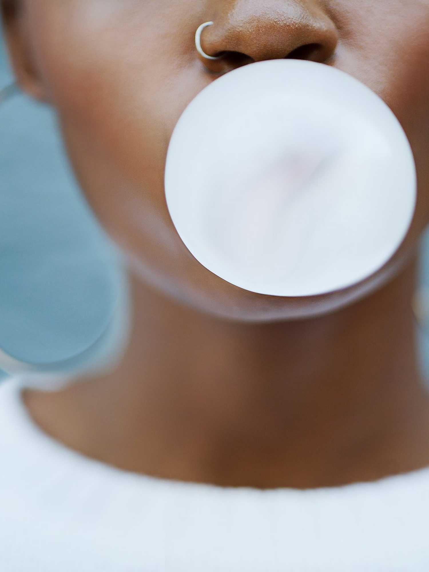 Expert sets record straight on what really happens when you swallow chewing gum