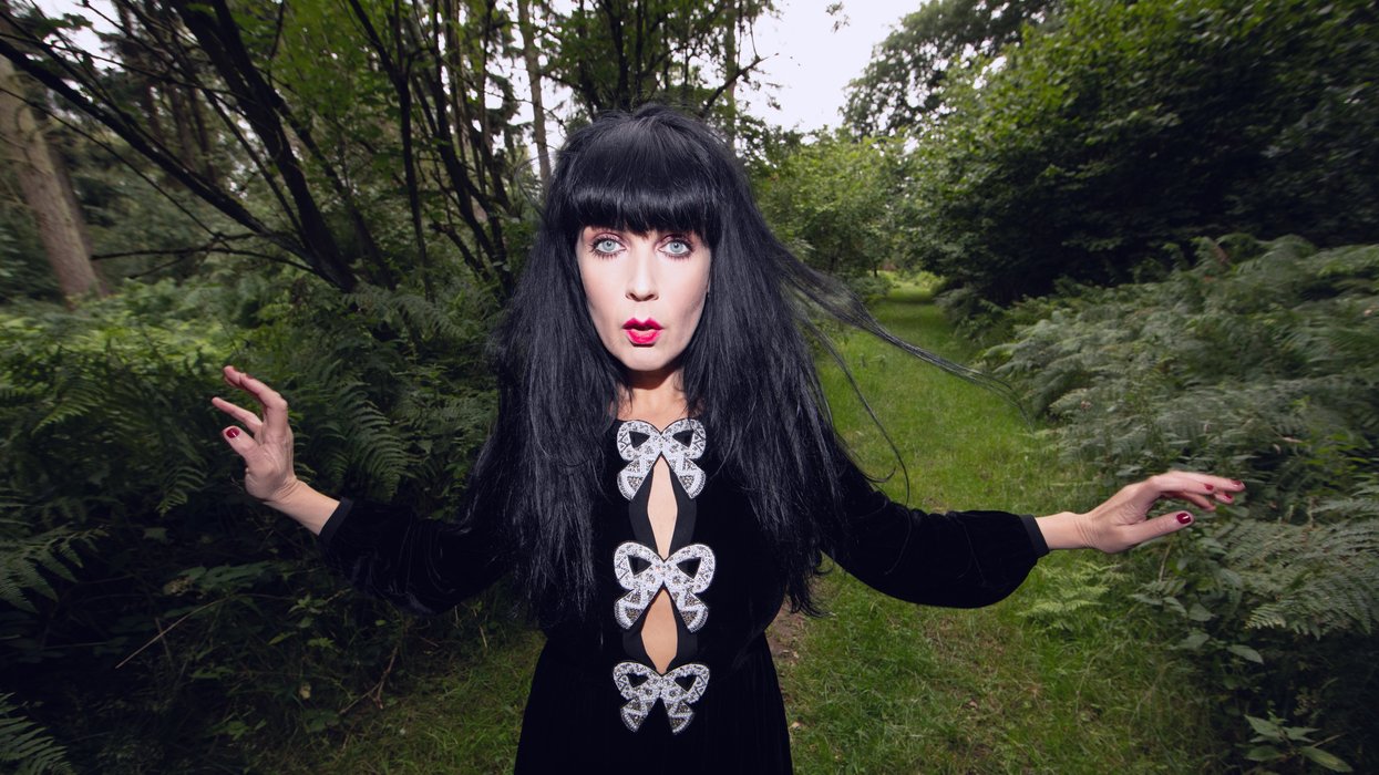 Woman divorces ghost husband Edwardo and now claims he's stalking her | indy100