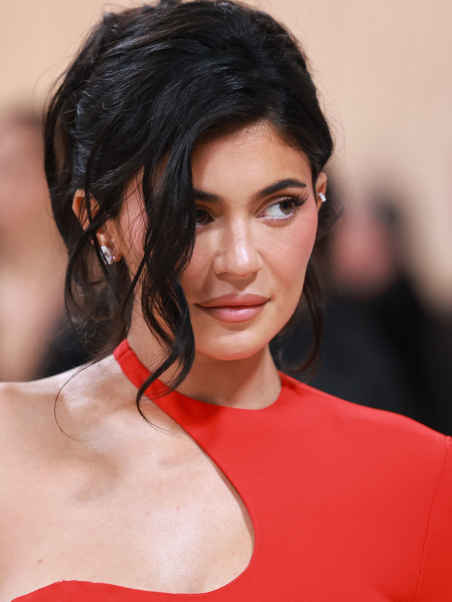 Kylie Jenner loses 330,000 Instagram followers after Israel post